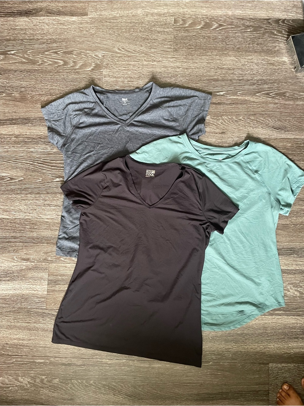 Bundle of 3 Women’s Short Sleeve V-Neck Tee Set - Gray, Black, Mint